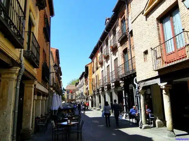 7 beautiful towns and villages near Madrid: Alcalá de Henares