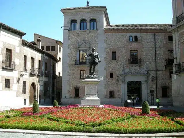 Madrid Old Town: Plaza de la Villa